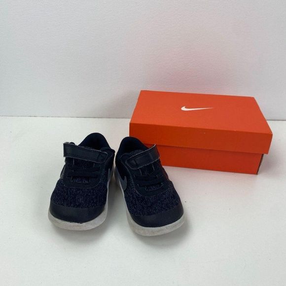 NIKE REVOLUTION TODDLER SNEAKER - Picture 7 of 7